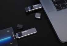 La chiavetta SONIZOON si protegge con l’impronta digitale La chiavetta SONIZOON si protegge con l’impronta digitale