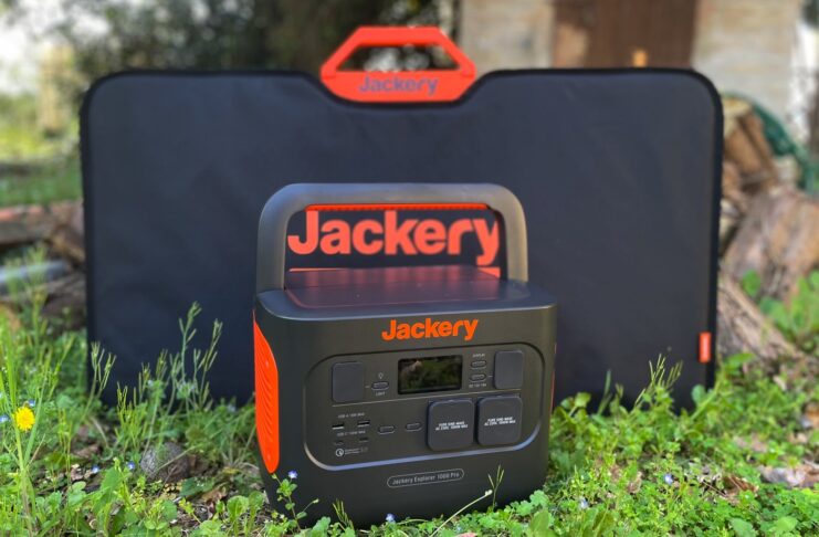 Recensione generatore solare Jackery 1000 Pro ottimo per outdoor e per casa