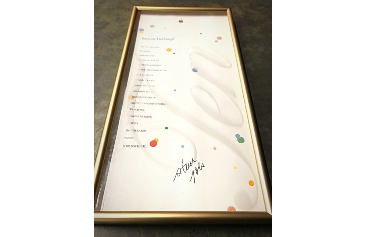 La targa firmata Steve Jobs vale più di una Tesla