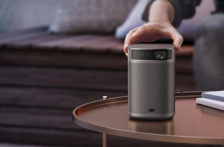Recensione Proiettore XGIMI Mogo 2 Pro, il super versatile full HD da mettere nello zaino