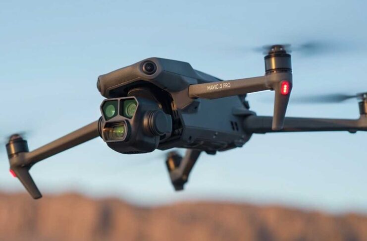 Mavic 3 Pro è il primo drone a tripla fotocamera ottica al mondo
