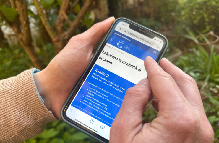 Attivare con l’iPhone la Carta di Identità e usarla posto dello Spid
