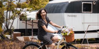 DYU C6, la city bike snella e dal look tradizionale in offerta lampo a 680 euro