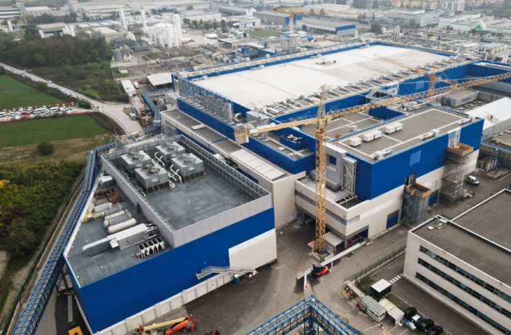 Investimenti Apple con fornitori europei superano i 20 miliardi nel 2022