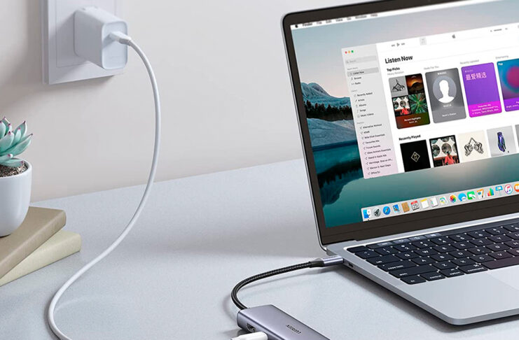 Recensione Ugreen USB C 7 in 1 Hub, l'amico perfetto in viaggio