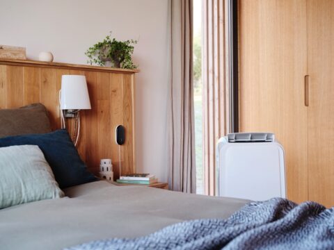 Condizionatore smart: i migliori controller Wi-Fi per gestire climatizzatori e pompe di calore da smartphone