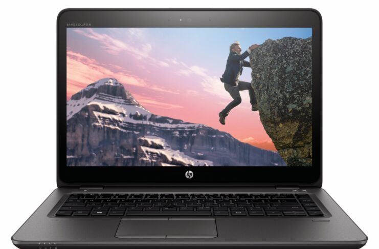 HP promette PC rivoluzionari con AI entro il 2024