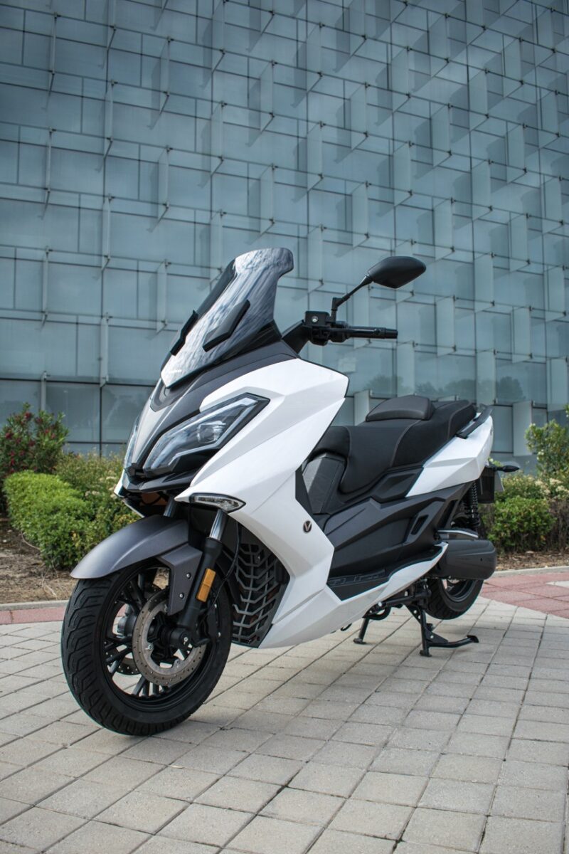 In Italia lo scooter elettrico Nerva Exe