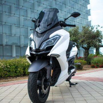 In Italia lo scooter elettrico Nerva Exe