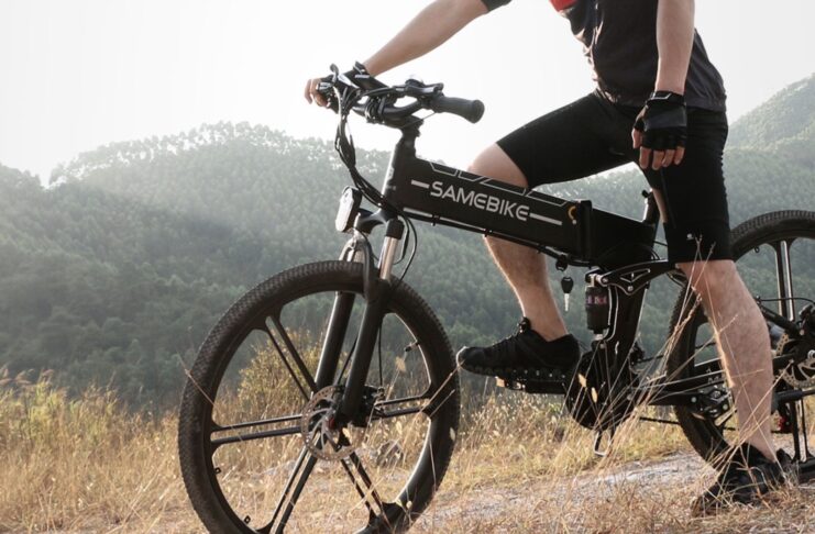 SAMEBIKE LO26-II, mountain bike elettrica pieghevole sconto a metà prezzo