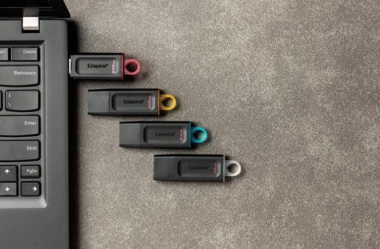 Chiavetta USB da 128 GB a prezzo ridicolo, 8,98€