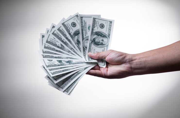 Apple torna a una capitalizzazione di 3 trilioni di dollari