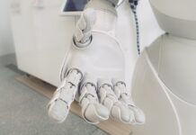 Il robot AI DeepMind si adatta e impara nuove abilità