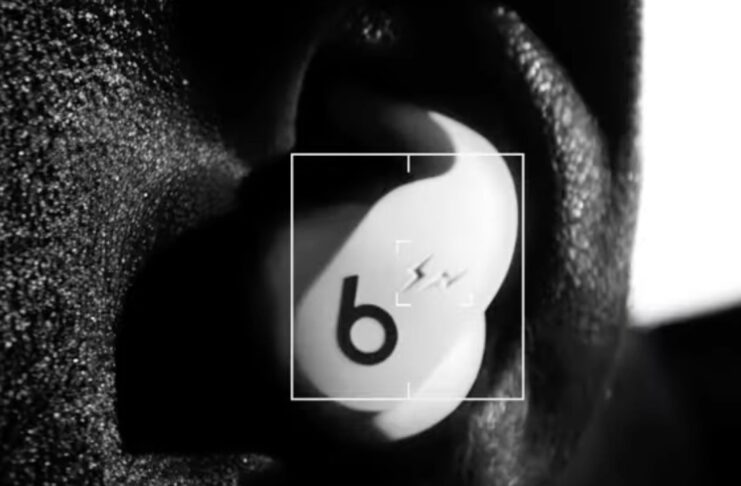 Beats svela Fit Pro edizione speciale Fragment Design