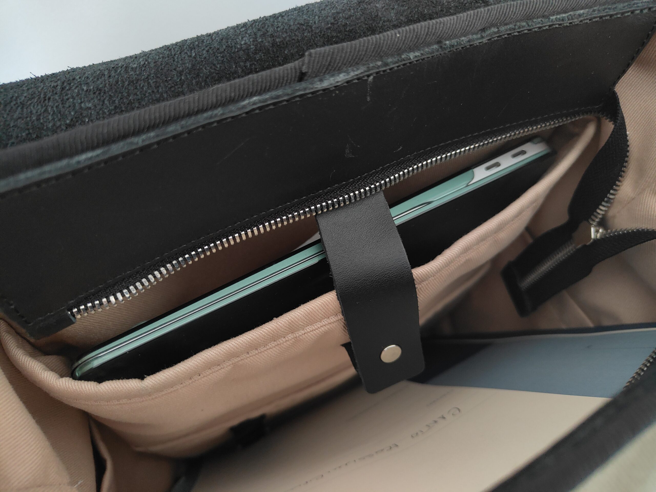 Recensione Commuter Backpack di Harber London, lo zaino per i moderni pendolari