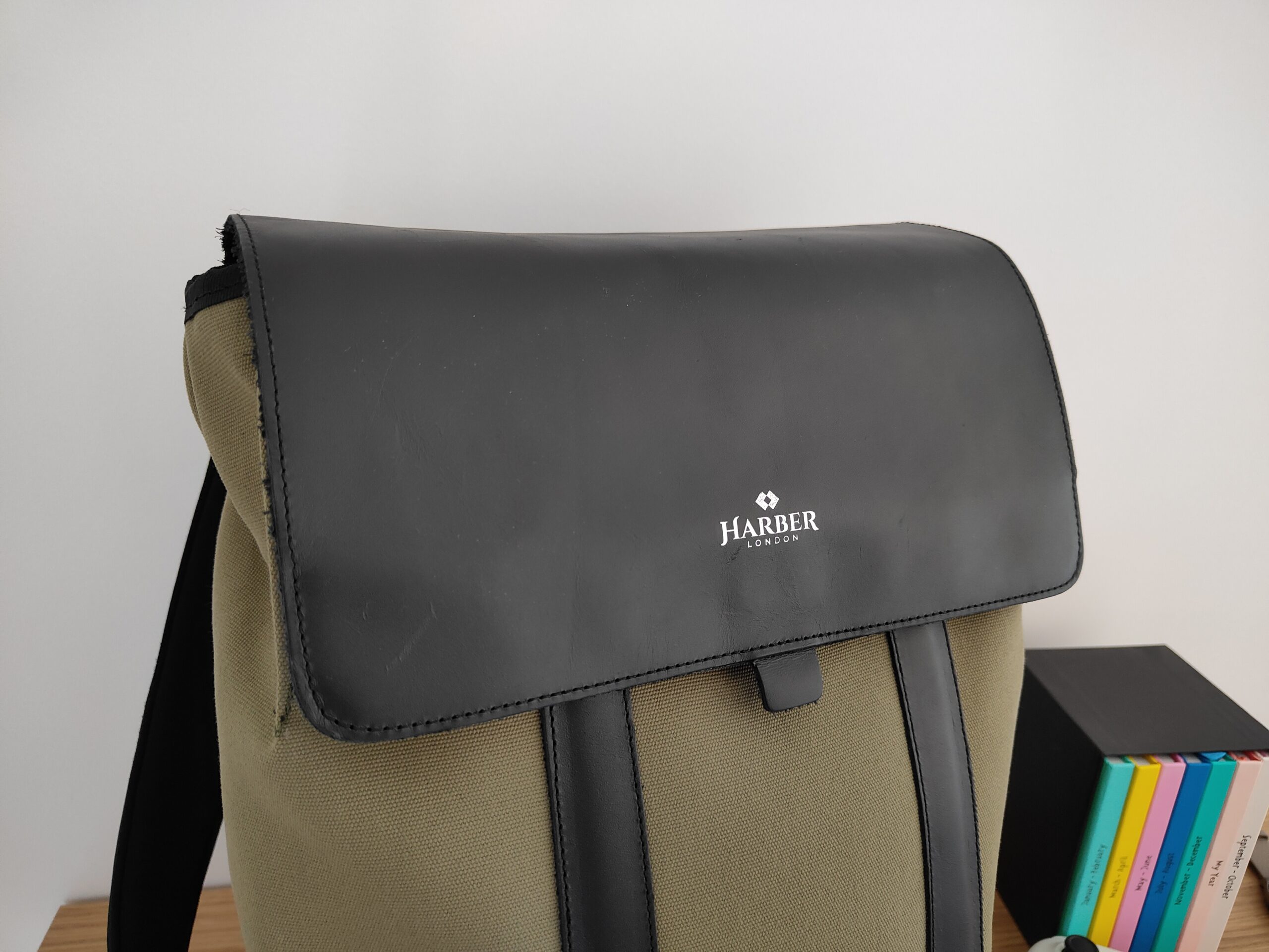 Recensione Commuter Backpack di Harber London, lo zaino per i moderni pendolari