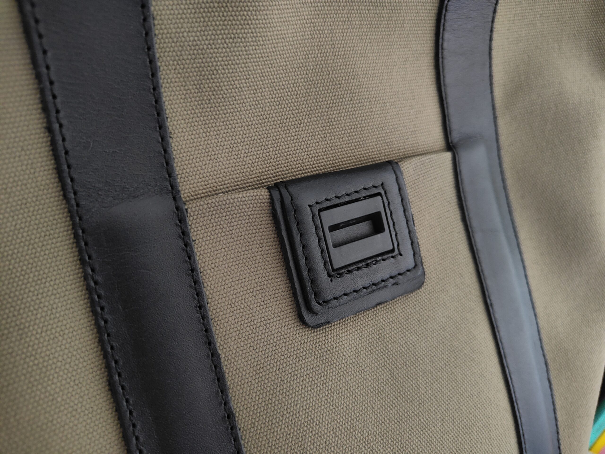 Recensione Commuter Backpack di Harber London, lo zaino per i moderni pendolari