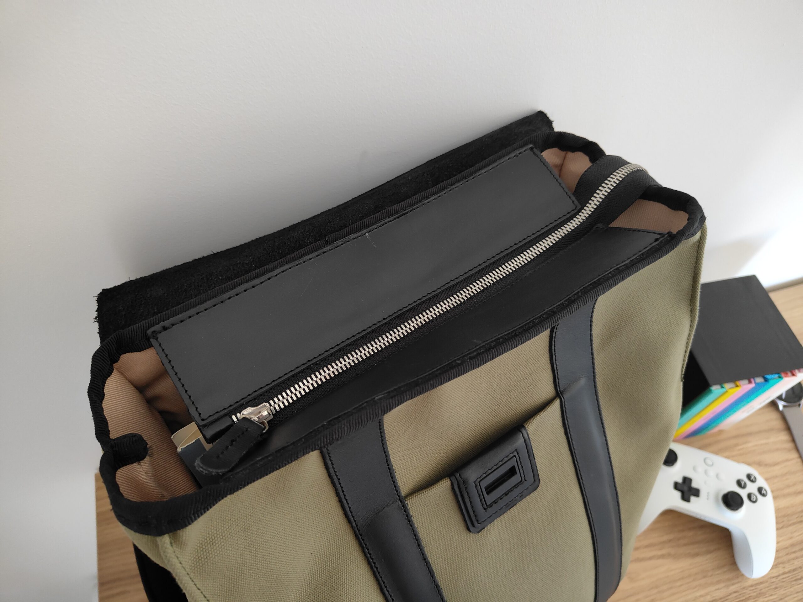 Recensione Commuter Backpack di Harber London, lo zaino per i moderni pendolari