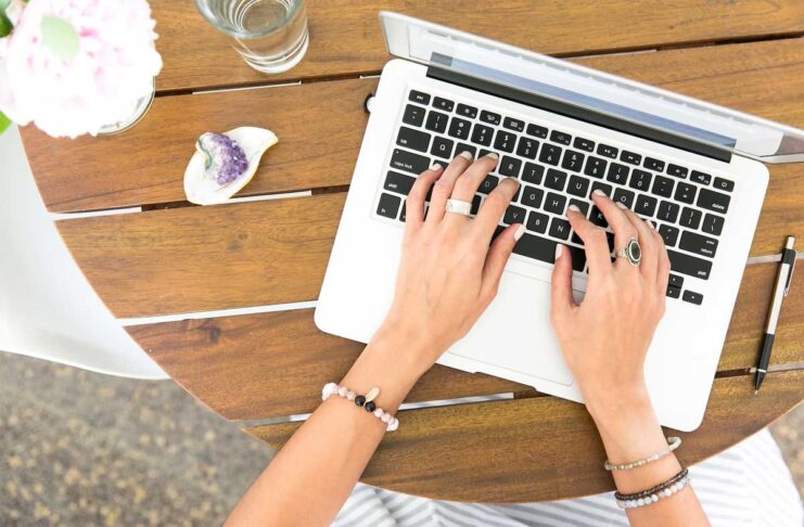 Per Agcom gli influencer hanno gli stessi obblighi dei programmi TV