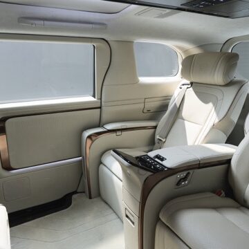 Lexus LM, in Europa il monovolume di lusso