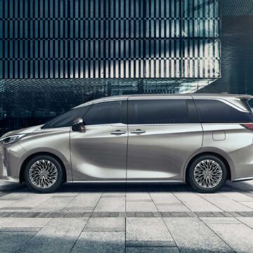 Lexus LM, in Europa il monovolume di lusso