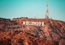 Hollywood si ferma per doppio sciopero contro l'AI
