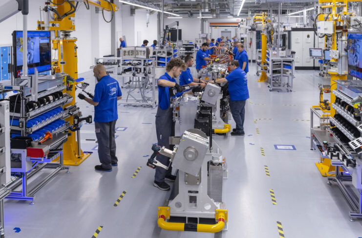 Mobilità a idrogeno, Bosch avvia la produzione in serie del fuel cell power module