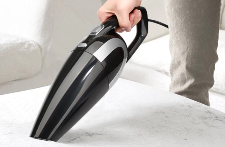 Potente aspirapolvere portatile in sconto del 60%