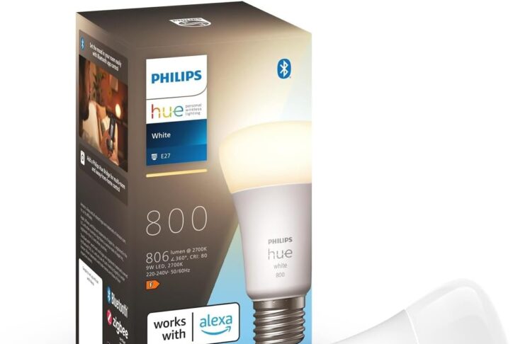 Amazon vi regala una lampada smart Philips Hue a 99 centesimi