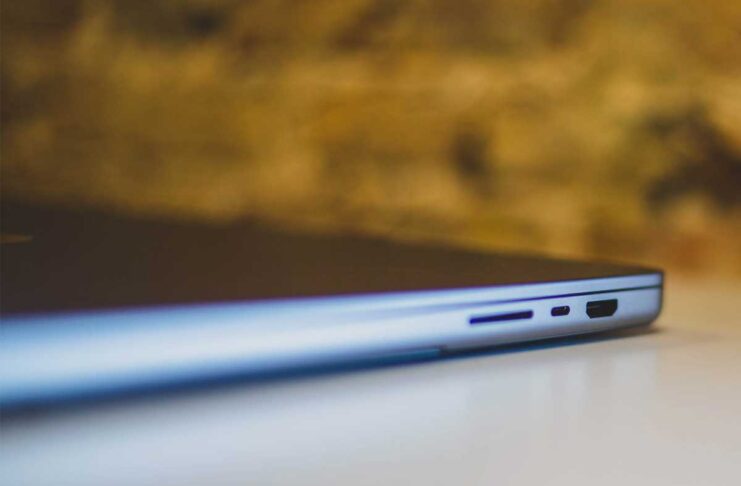 Apple ha brevettato sistema di chiusura a lucchetto che impedisce accesso fisico ai MacBook