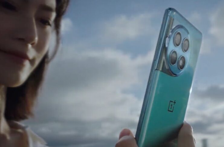 OnePlus Ace 2 funziona con schermo e dita bagnati