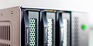 Recensione TerraMaster D6-320, disco esterno DAS professionale modulabile quasi perfetto