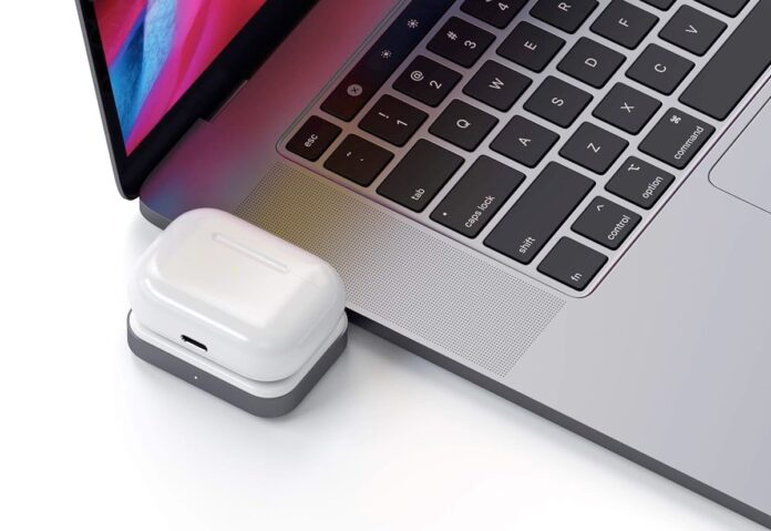 Coupon sul dock USB-C Satechi, caricate Apple Watch e Airpods Pro 2 a solo  21,67 €