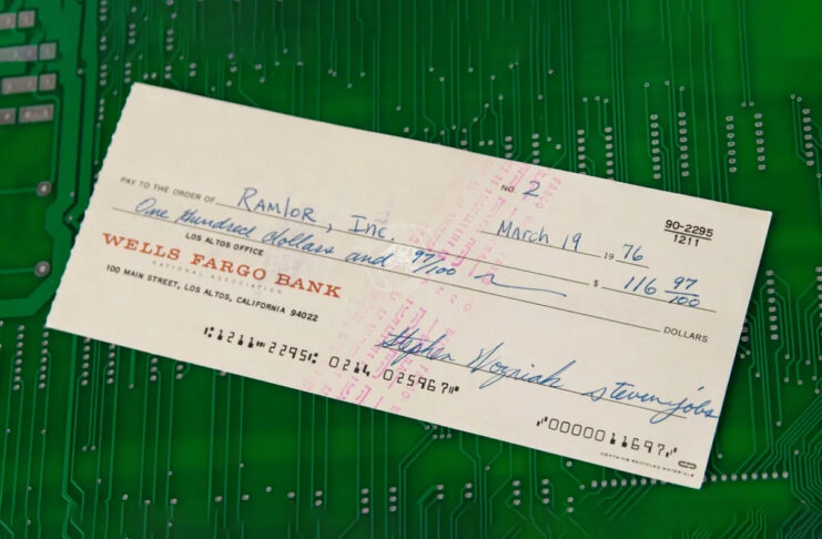 All'asta il secondo assegno emesso da Apple