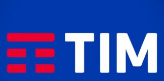 TIM aumenterà le bollette per inflazione, scattano le proteste