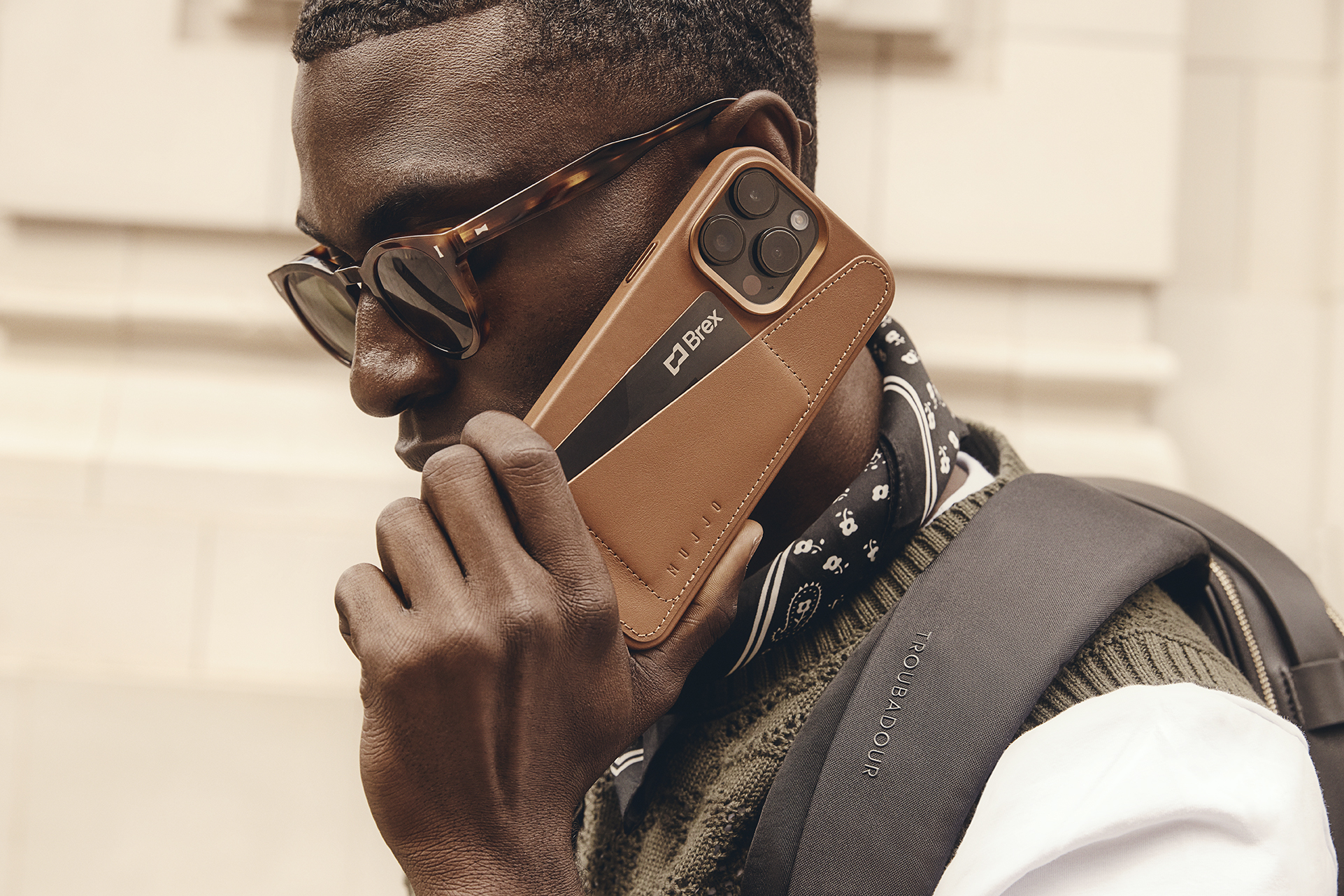 Apple dismette le cover in pelle, ma ci pensa Mujjo a non farvi sentire la mancanza