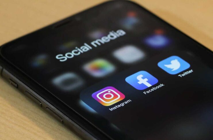 Facebook e Instagram potrebbero diventare a pagamento nell'Unione europea