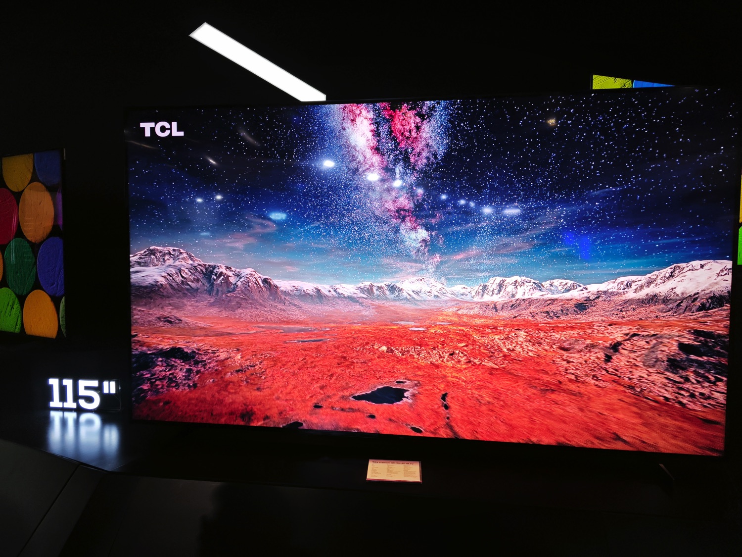 TCL porta a IFA 2023 il TV da 115 pollici TV QD-Mini LED