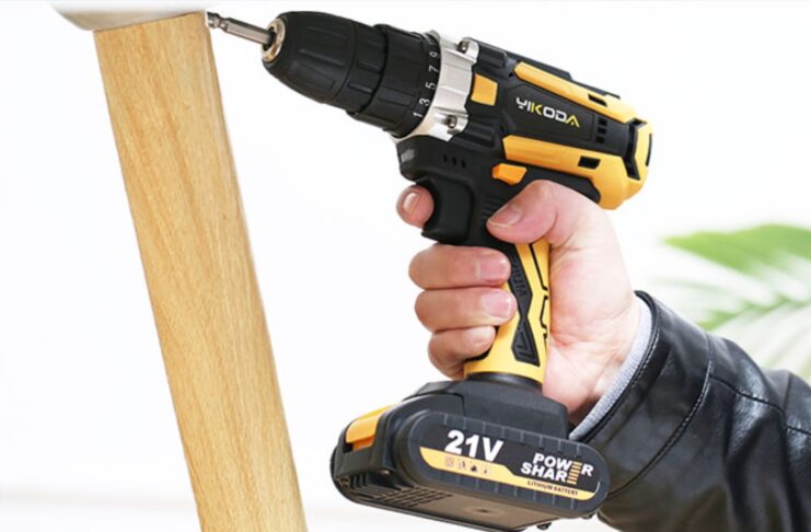 YIKODA, avvitatore elettrico a batteria a metà prezzo