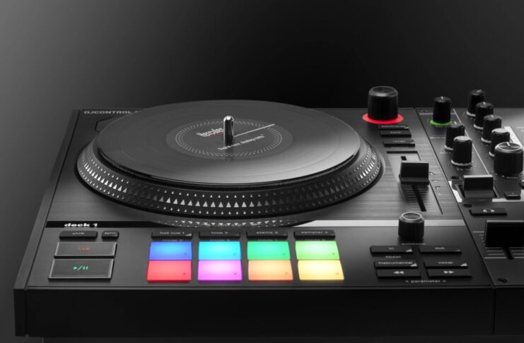 Hercules DJControl Impulse T7, per i novizi del Djing col vinile