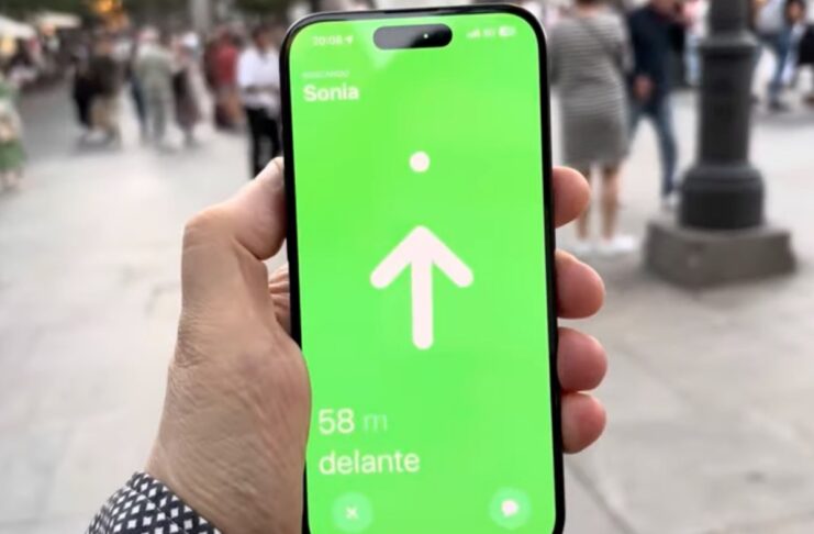 iPhone 15 localizza oggetti e amici fino a 60 metri di distanza