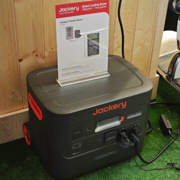 A IFA il super generatore solare 2000 Plus di Jackery