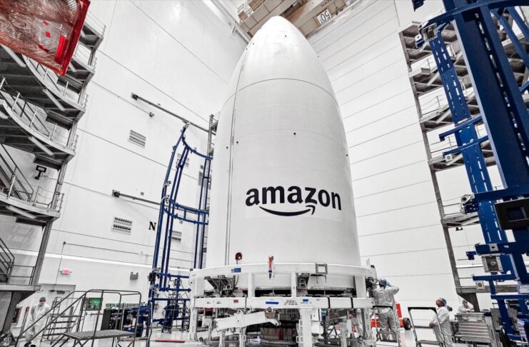 Amazon sfida Starlink, pronto il lancio dei satelliti Kuiper