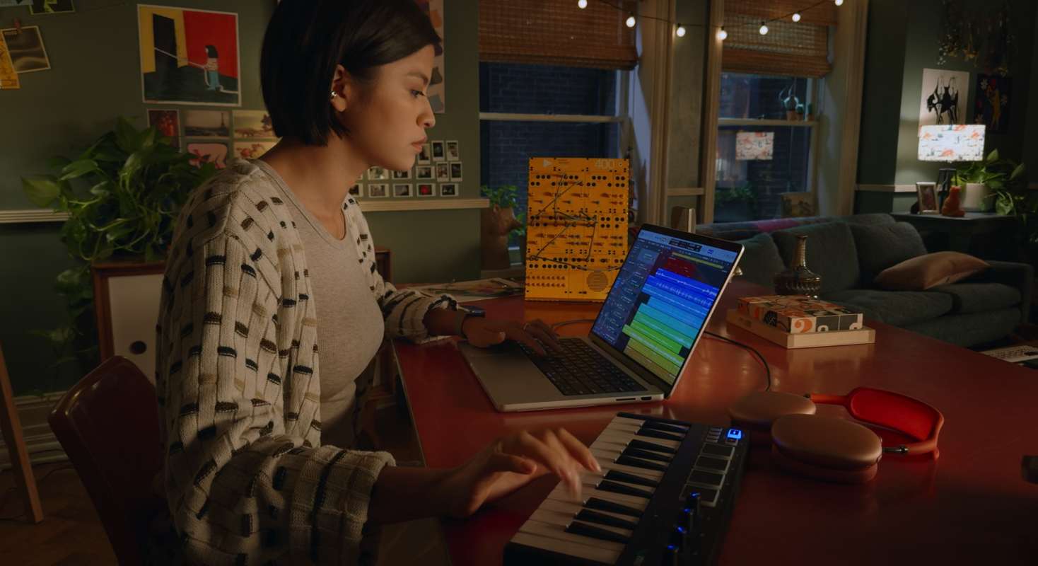 Con gli M3 Apple va in scena la rivoluzione voluta da Tim Cook Con gli M3 Apple va in scena la rivoluzione voluta da Tim Cook