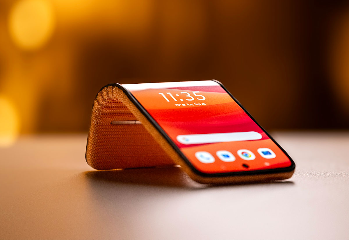 Motorola, concept di smartphone con display adattivo e nuove funzioni ...