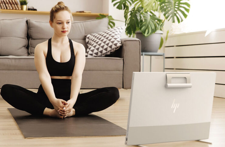 HP Envy Move è un all-in-one con maniglia trasportabile e con batteria