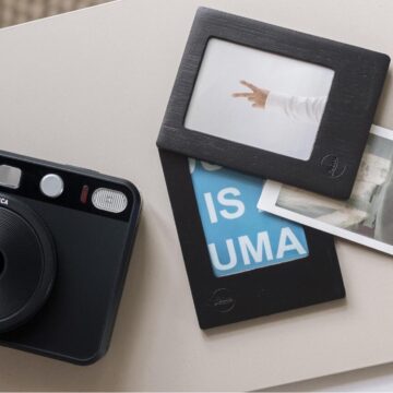 Leica Sofort 2, fotocamera istantanea con memoria integrata