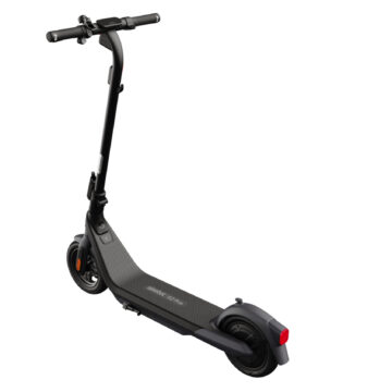 Arriva Ninebot eKickScooter E2 Pro E, tra i più economici della categoria