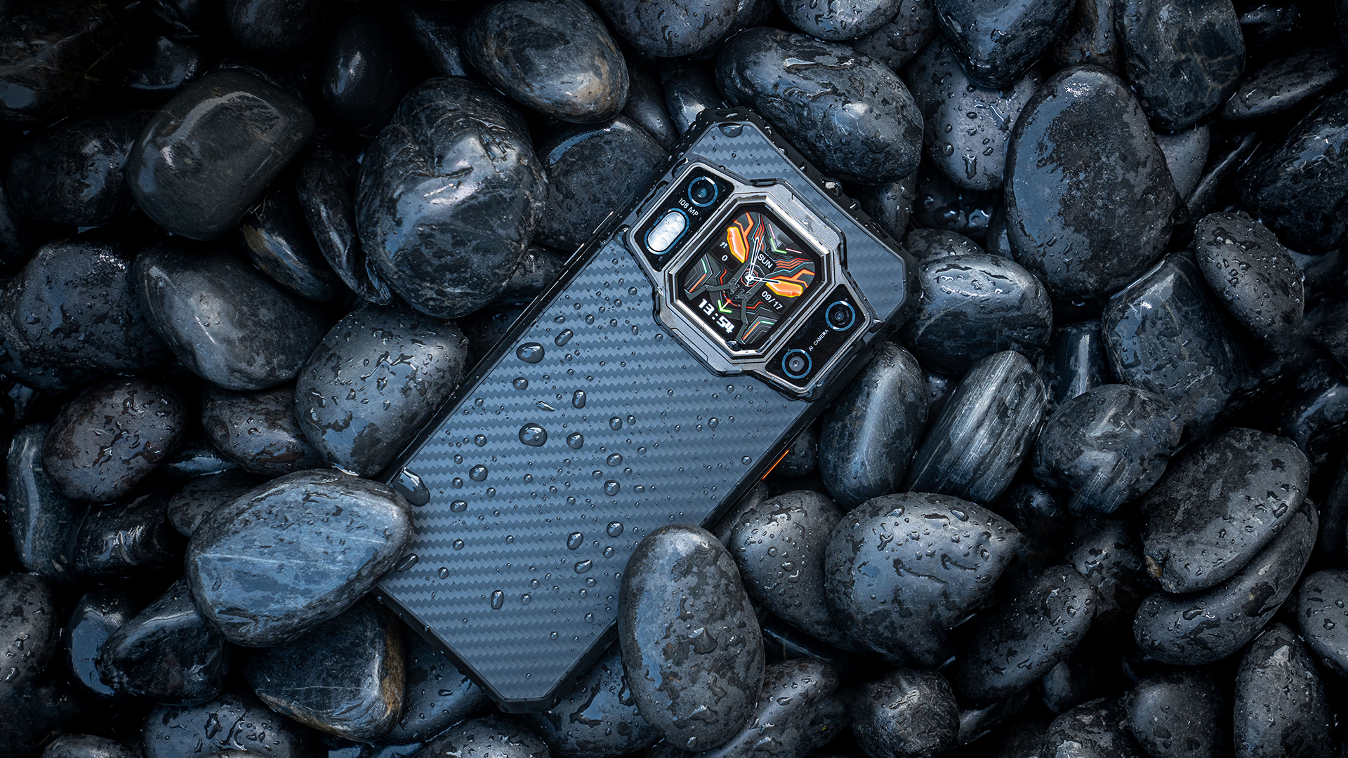 Oukitel, top di gamma rugged phone WP30 Pro da 120 W e 5G e tablet OT5 da 12'' in arrivo su AliExpress