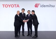 Toyota promette auto elettrica da 1200 km con ricarica in 10 minuti